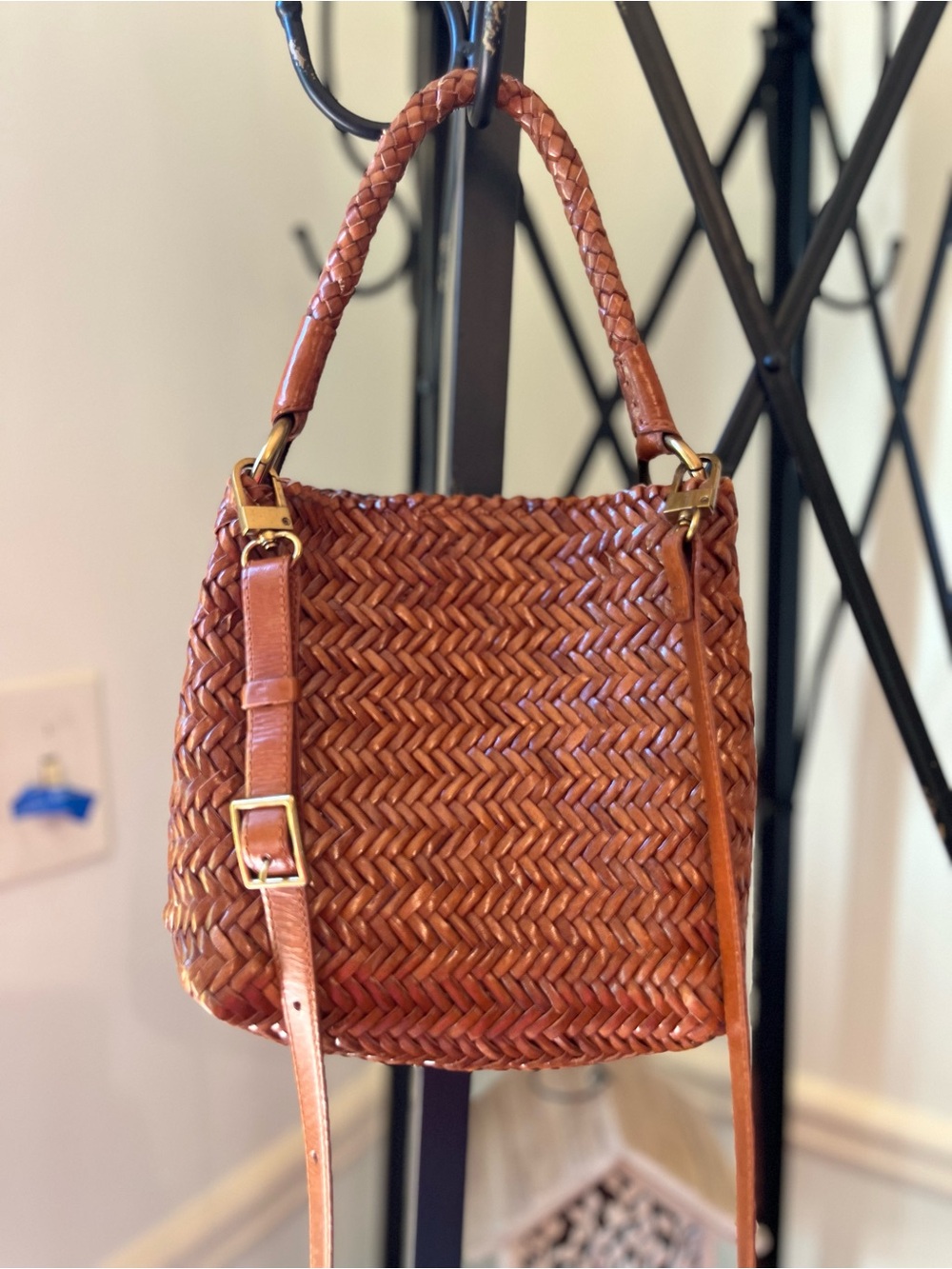 Marea Haddie Top Handle Crossbody - Picture 5 of 6